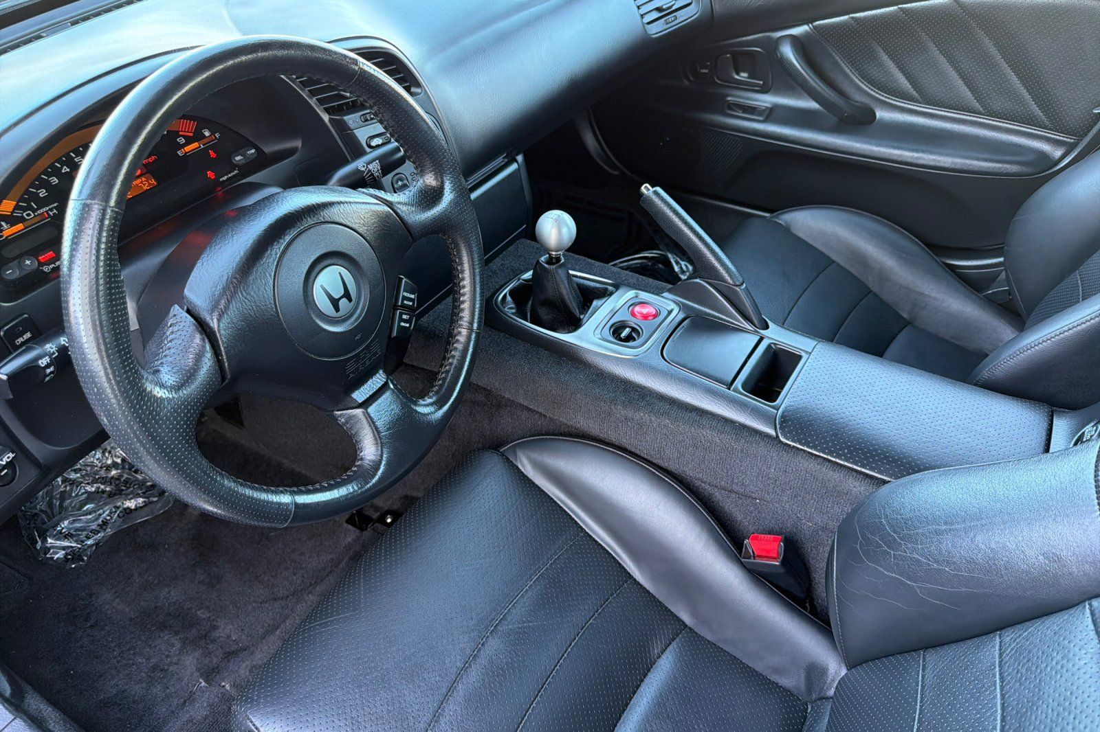 Used 2001 Honda S2000 image 12