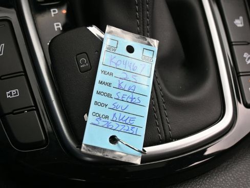 Used 2025 Kia Seltos EX w/ EX Sunroof Package FWD image 31