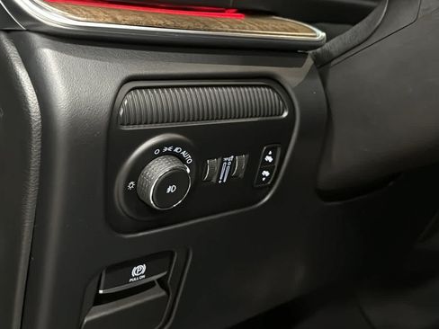 Used 2022 Jeep Grand Wagoneer Series II AWD/4WD image 20