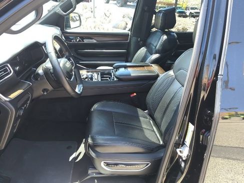 Certified 2024 Jeep Grand Wagoneer L 4WD image 16