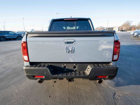 Used 2023 Honda Ridgeline Black Edition image 4
