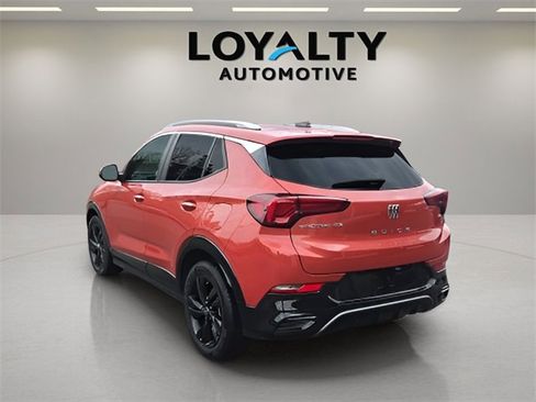 Used 2024 Buick Encore GX Sport Touring w/ Comfort Package image 3