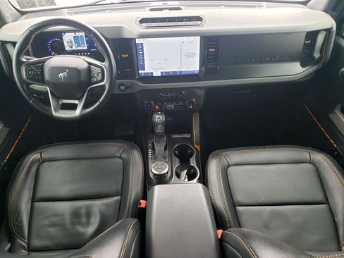 Used 2022 Ford Bronco Badlands image 15