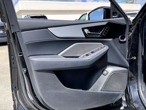 Certified 2023 Acura MDX SH-AWD w/ Technology Package image 32