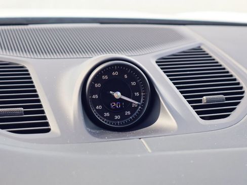 New 2026 Porsche Cayenne Turbo image 28