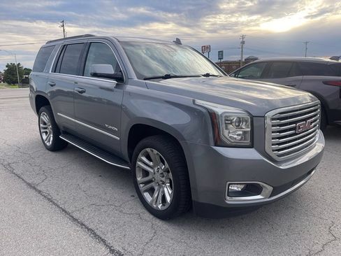 Used 2019 GMC Yukon SLT w/ Premium Edition AWD/4WD image 2