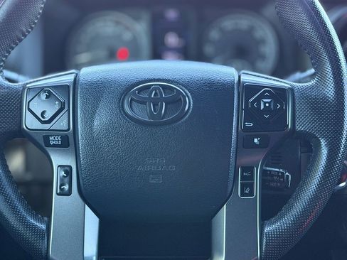 Used 2019 Toyota Tacoma TRD Off-Road image 29