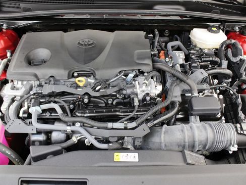Used 2025 Toyota Camry LE FWD image 29