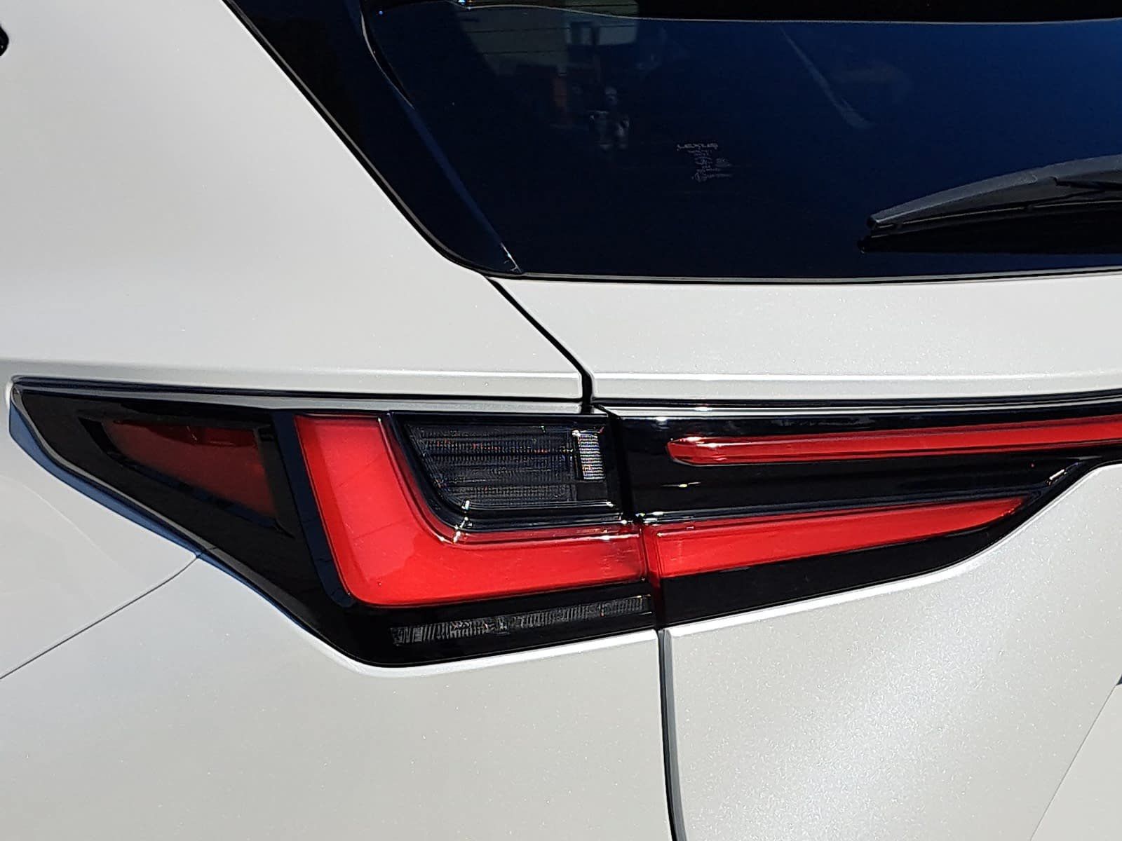 Used 2024 Lexus NX 250 FWD w/ Premium Package image 38