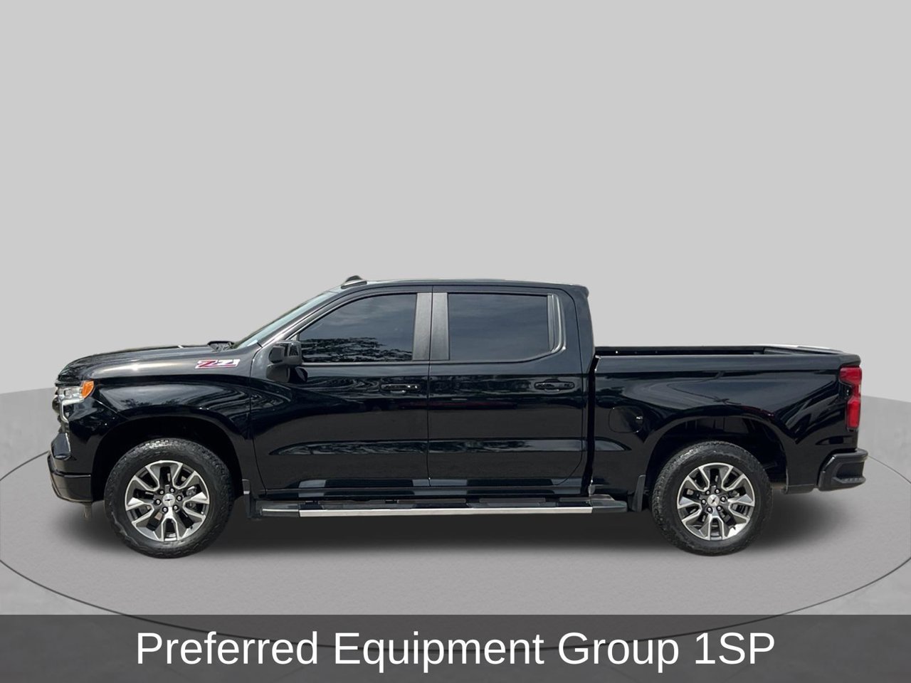 Used 2025 Chevrolet Silverado 1500 RST w/ Z71 Off-Road Package AWD/4WD image 2