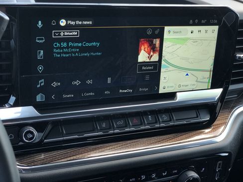 Used 2025 Chevrolet Silverado 2500 LT image 19