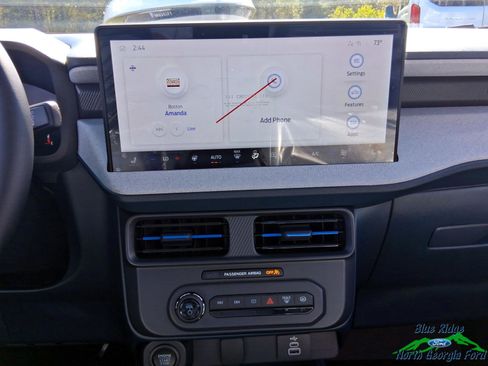 New 2025 Ford Maverick XLT w/ XLT Luxury Package image 17