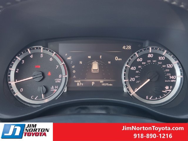 Used 2026 Toyota Highlander XLE AWD/4WD image 17