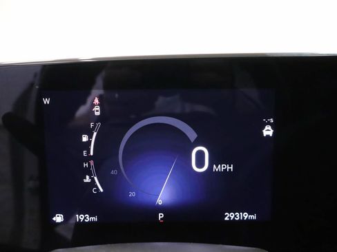 Used 2025 Buick Envista Sport Touring w/ Convenience I Package FWD image 7