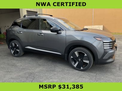 Used 2026 Nissan Kicks SR w/ Cold Weather Package