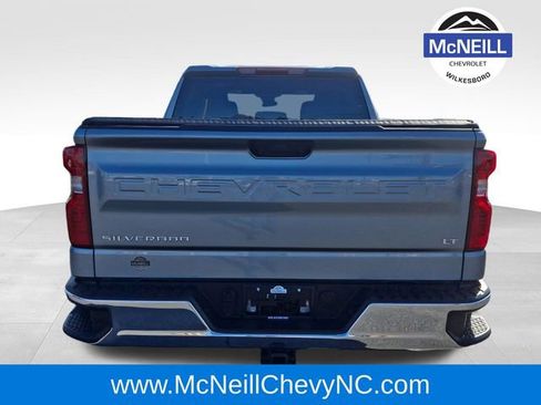 Used 2024 Chevrolet Silverado 1500 LT image 5