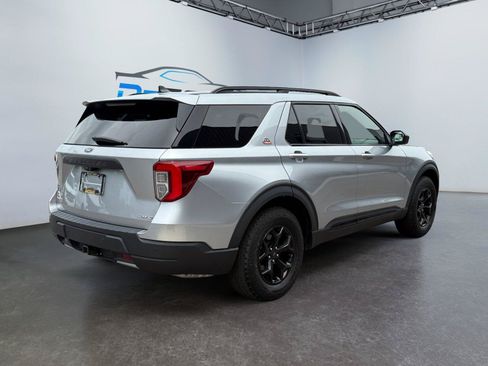 Used 2022 Ford Explorer Timberline AWD/4WD image 3