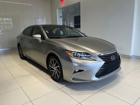 Used 2016 Lexus ES 350 FWD image 7