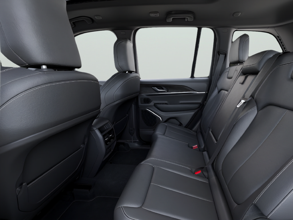 New 2027 Jeep Grand Cherokee Limited AWD/4WD image 24