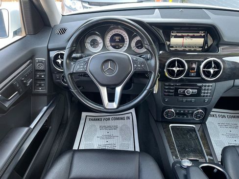 Used 2015 Mercedes-Benz GLK 350 4MATIC image 14