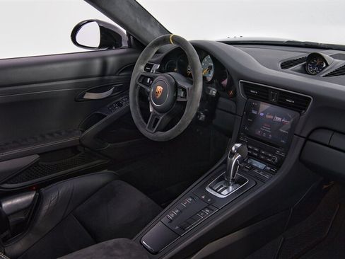 Used 2019 Porsche 911 GT3 RS RWD image 35