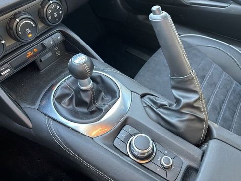 Used 2025 MAZDA MX-5 Miata RF Club image 19