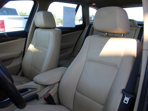 Used 2015 BMW X1 sDrive28i image 8