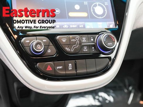 Used 2021 Chevrolet Bolt LT image 20