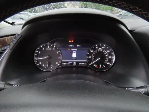 Used 2021 INFINITI QX80 Premium Select w/ All-Season Package AWD/4WD image 28