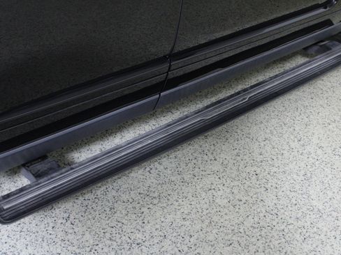 Used 2021 Land Rover Range Rover SV Autobiography Dynamic image 10