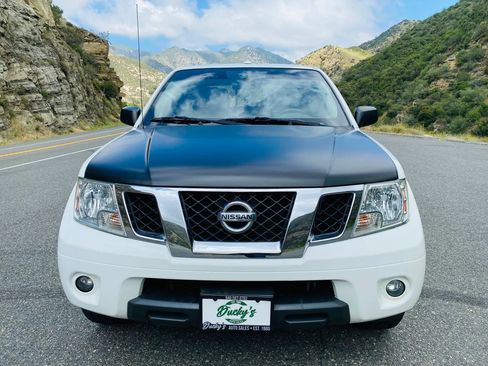 Used 2018 Nissan Frontier SV RWD image 13