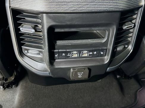 Used 2019 RAM 1500 Limited AWD/4WD image 28