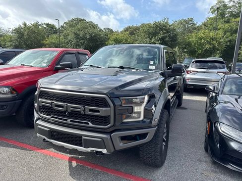 Used 2017 Ford F150 Raptor w/ Equipment Group 802A Luxury AWD/4WD image 1