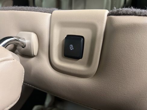 Used 2022 Lincoln Aviator Reserve w/ Equipment Group 201A image 33