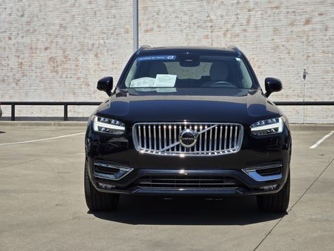 Certified 2025 Volvo XC90 B5 Plus w/ Protection Package Premier image 6