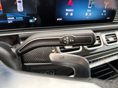 Used 2024 Mercedes-Benz GLS 63 AMG 4MATIC image 24