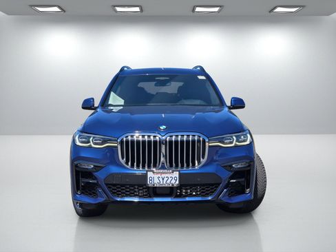 Used 2019 BMW X7 xDrive50i w/ Dynamic Handling Package AWD/4WD image 2