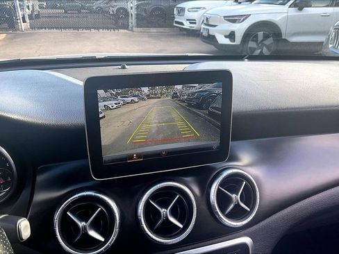 Used 2019 Mercedes-Benz CLA 250 image 29
