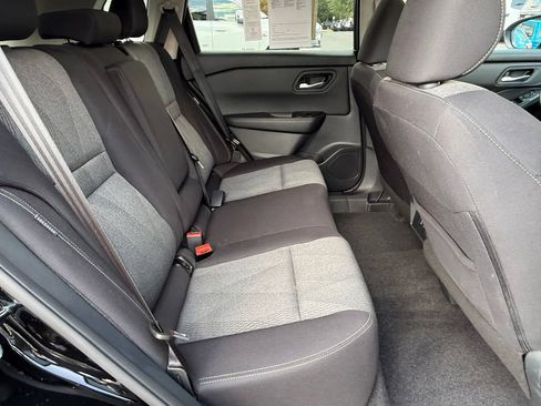 Used 2026 Nissan Rogue SV AWD/4WD image 19