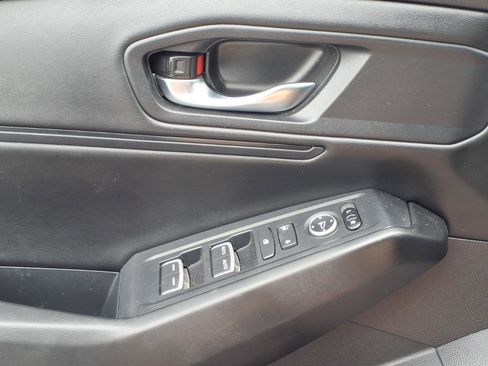 Used 2023 Honda Accord EX image 23