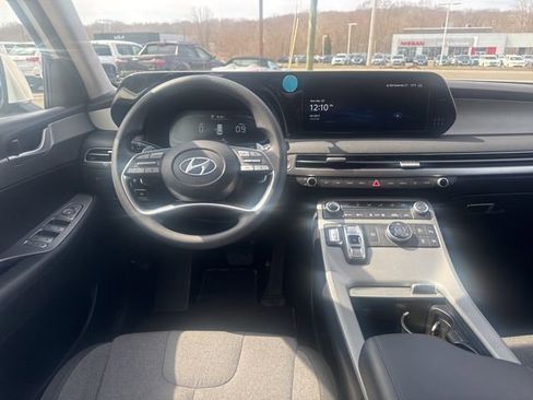 Used 2023 Hyundai Palisade SE image 14