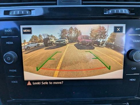 Used 2020 Volkswagen GTI SE image 13