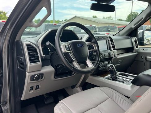 Used 2020 Ford F150 Lariat AWD/4WD image 12