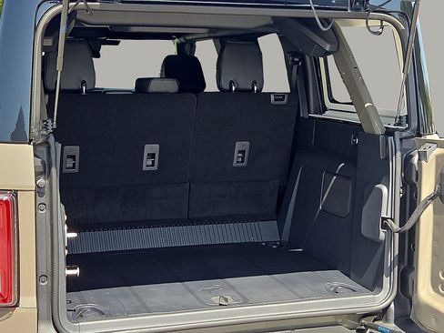Used 2026 Ford Bronco Badlands AWD/4WD image 8