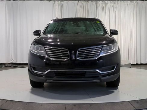 Used 2017 Lincoln MKX Reserve w/ Lincoln MKX Climate Package image 4