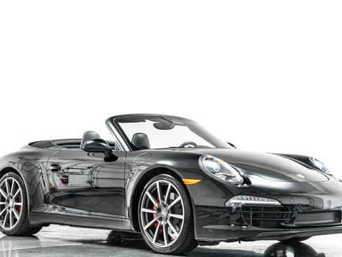 Used 2014 Porsche 911 Carrera S RWD image 31