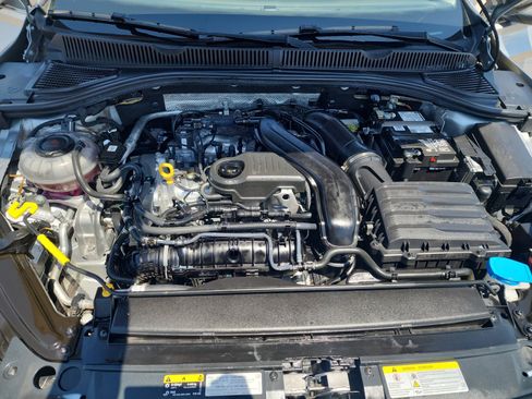 Used 2023 Volkswagen Jetta SE FWD image 21