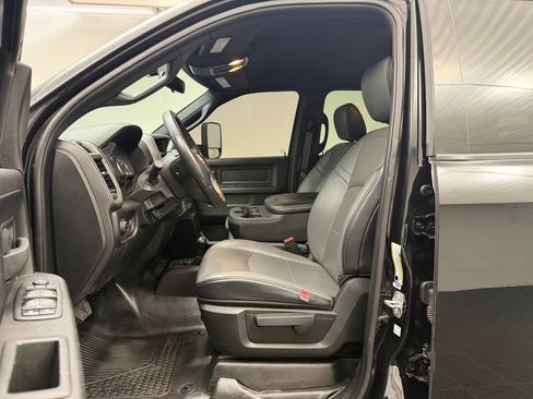 Used 2022 RAM 5500 Tradesman w/ Electrical Accessory Group AWD/4WD image 4