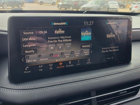 Used 2025 INFINITI QX60 Luxe w/ Black Edition image 10