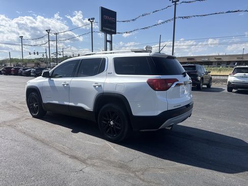Used 2018 GMC Acadia SLT FWD image 6